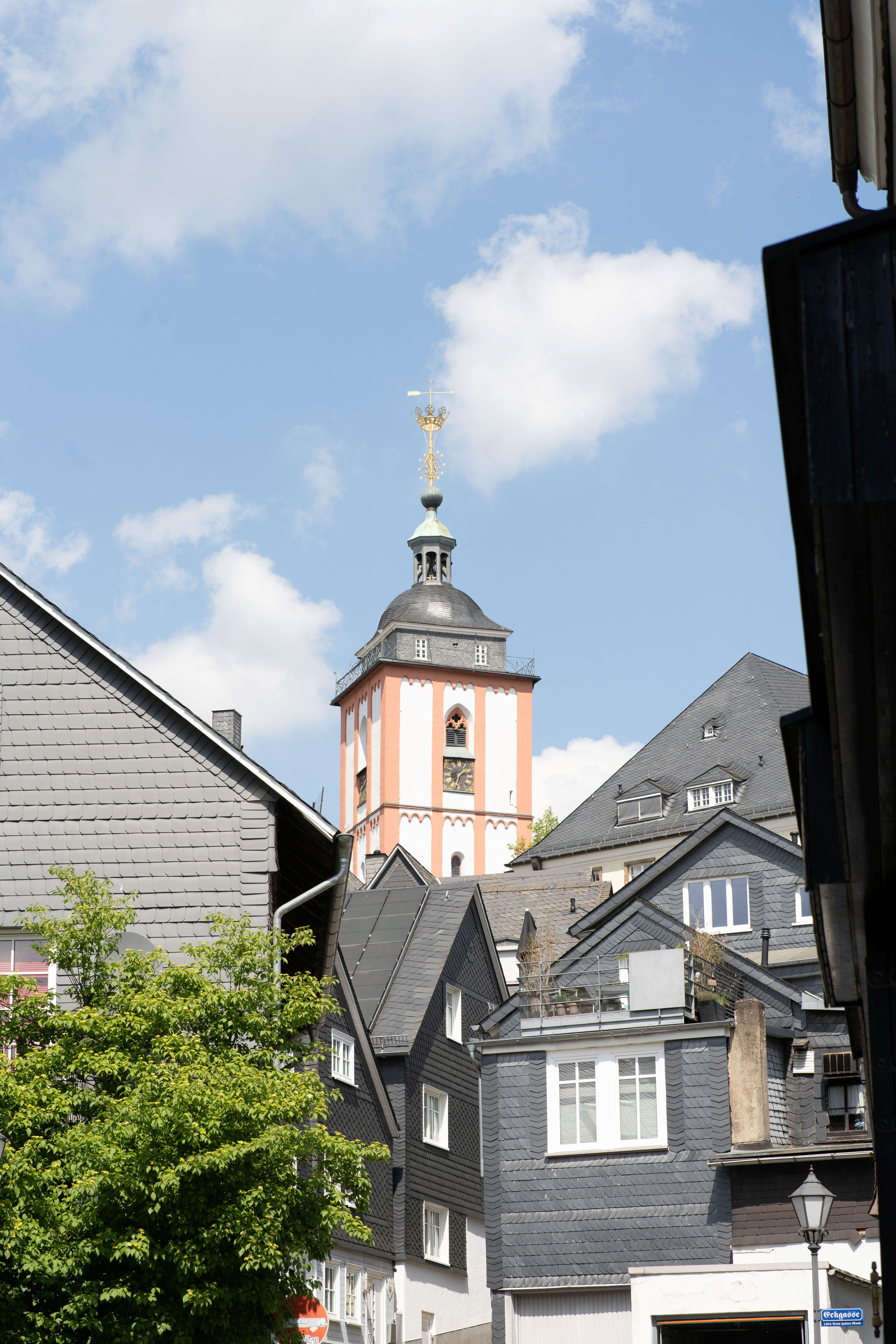 Stadtführung - Rund ums Krönchen - Treffpunkt Oberes Schloss