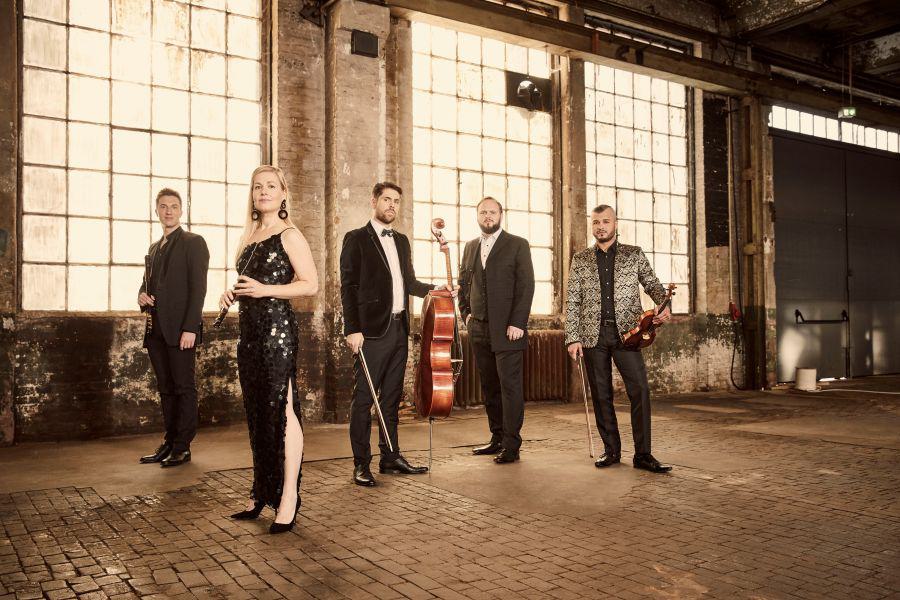 „Wildes Holz" und „Spark - die klassische Band" > Mächtig Zunder