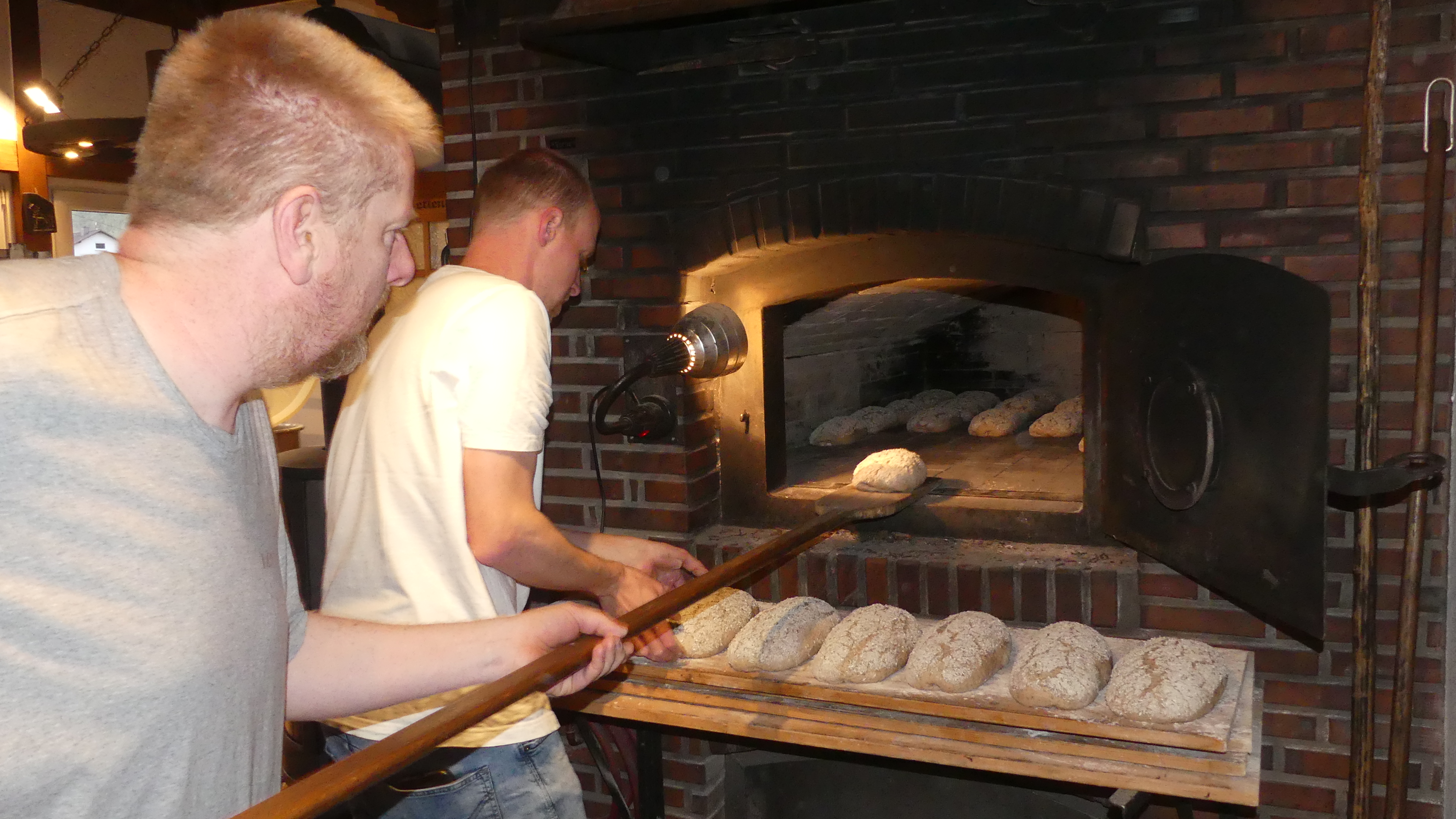 Backtag im Backes Oberheuslingen