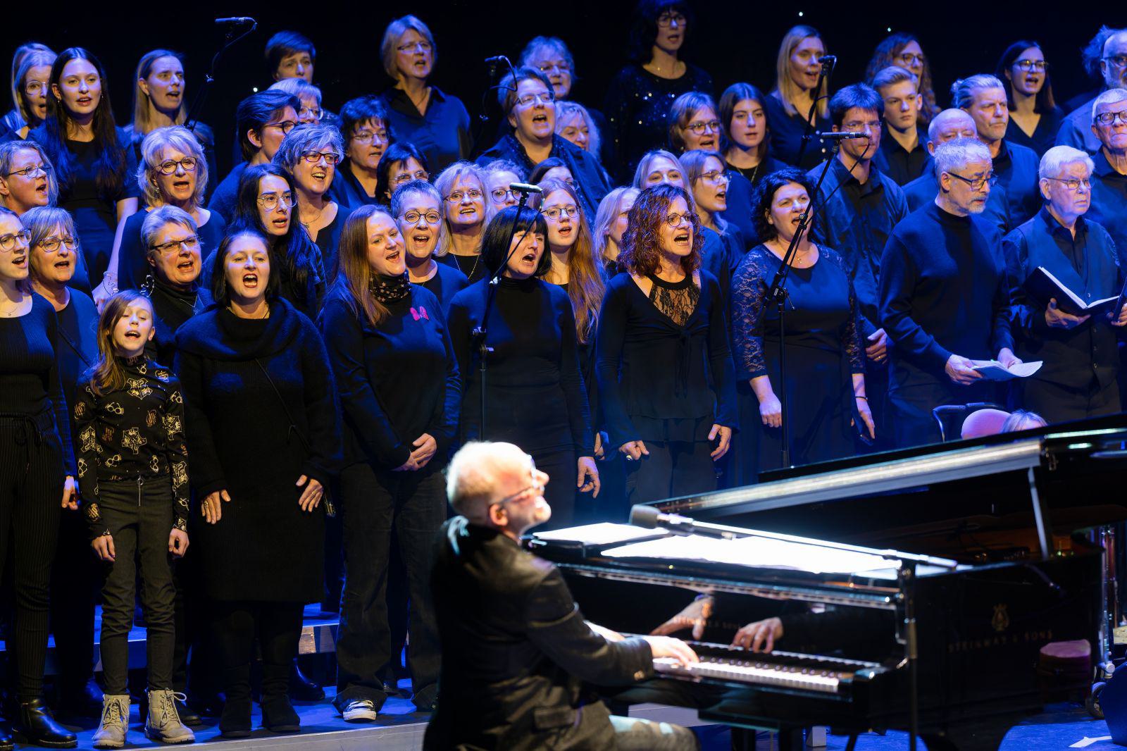 Weihnachtskonzert mit Dieter Falk