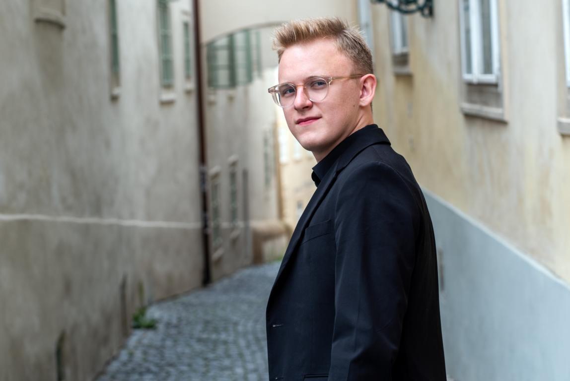 Jan Cmejla, Klavier