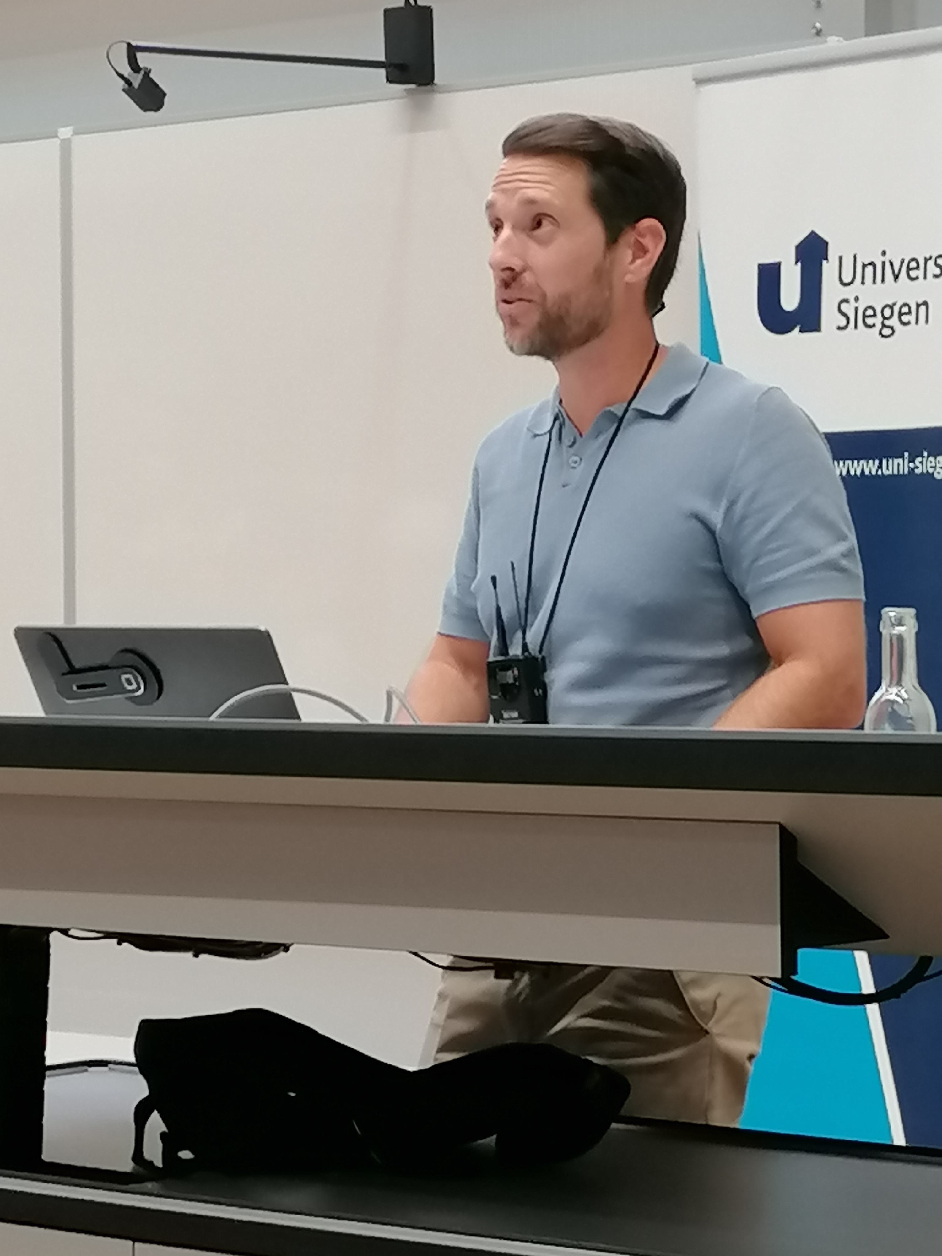 Samstags um 12 mit Mirko Drotschmann