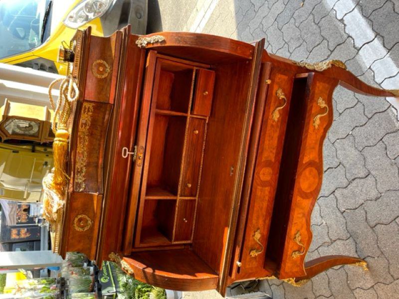 Trödelmarkt Haiger OPTI Wohnwelt