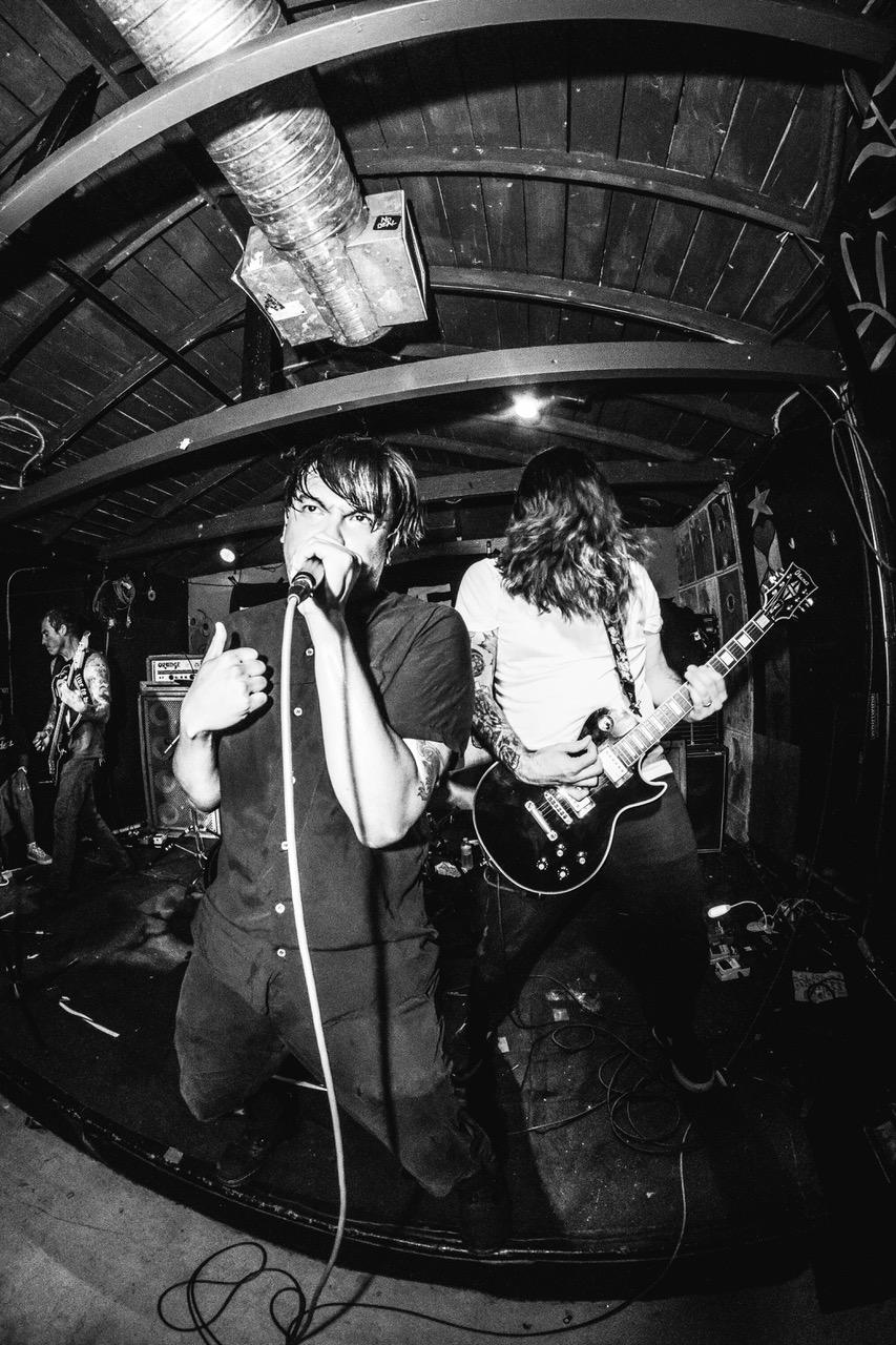 Konzert mit "Negative Blast", "oldschool" und "Troops Of The Sun"