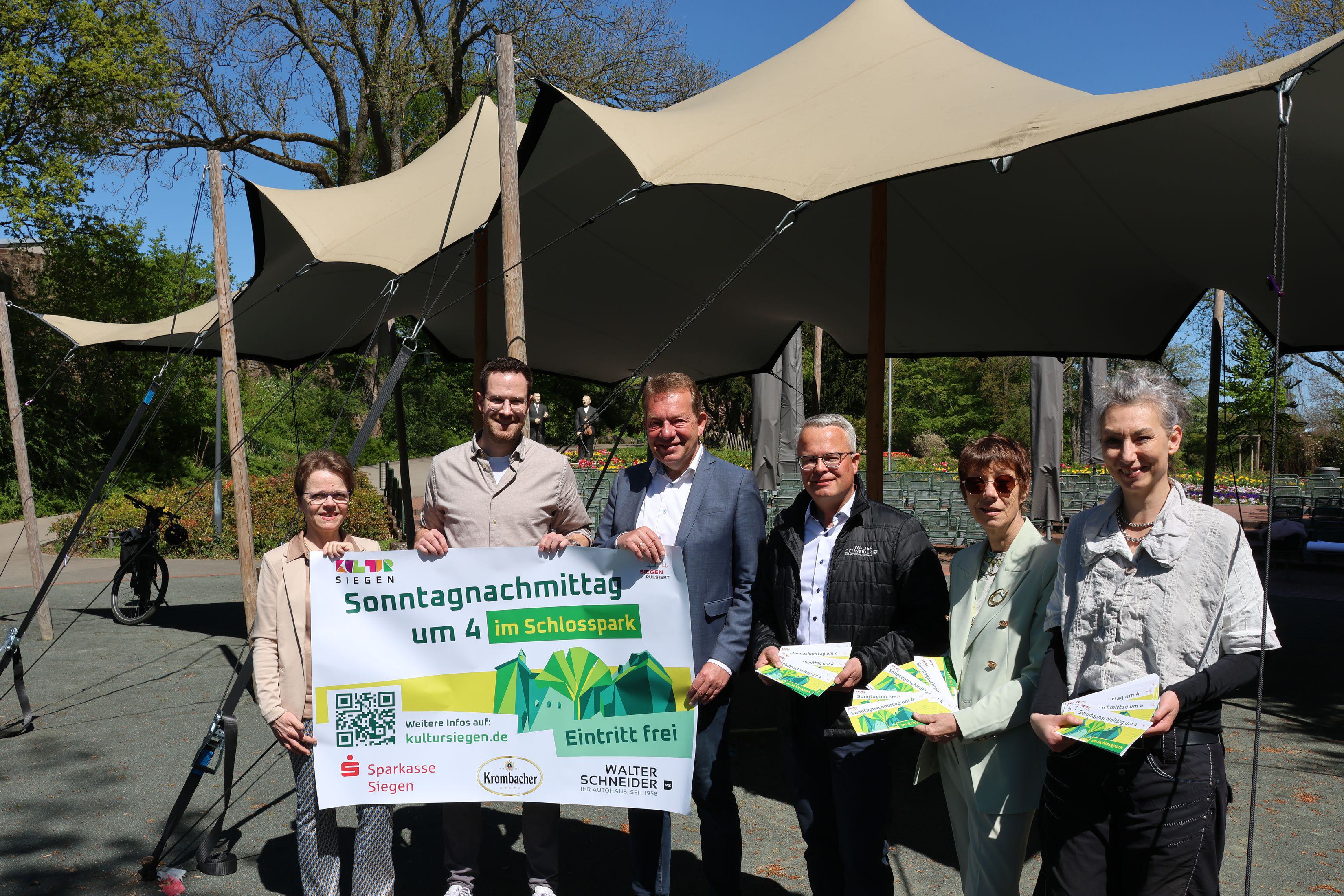 „Sonntagnachmittags um 4“ im Schlossgarten