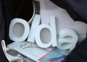 Einladungskarte Ausstellung OIDA im POOOL